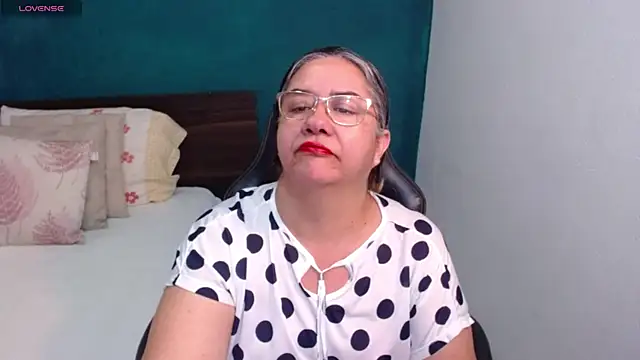 Snapshot of scaelettdubois chatting on March 9, 2026, 12:47 am scaelettdubois online show from March 9, 2026, 12:47 am