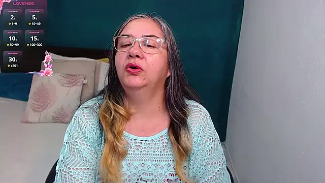 scaelettdubois online show from January 11, 2026, 2:07 am