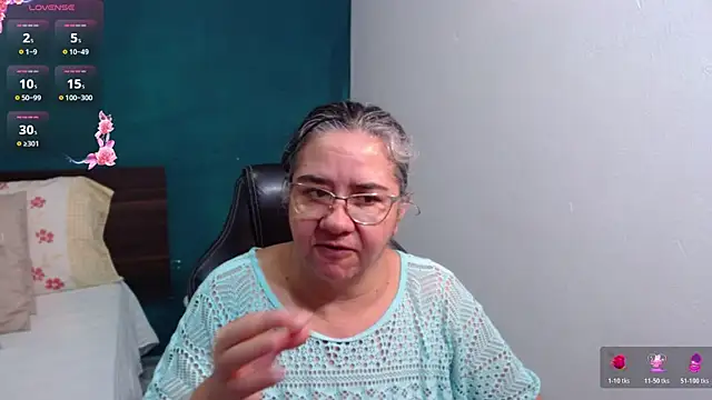 Snapshot of scaelettdubois chatting on February 22, 2026, 9:27 pm scaelettdubois online show from February 22, 2026, 9:27 pm