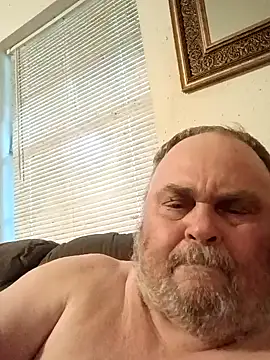 Snapshot of jamestexas chatting on May 1, 2026, 9:42 pm jamestexas online show from May 1, 2026, 9:42 pm