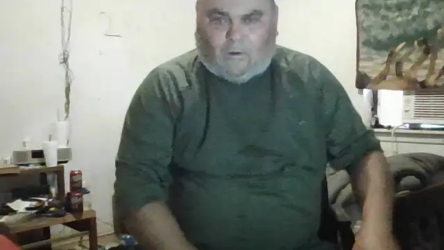 Snapshot of jamestexas chatting on April 8, 2026, 5:58 pm jamestexas online show from April 8, 2026, 5:58 pm