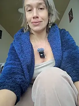 sexymarilyncolombia online show from May 1, 2026, 1:49 pm