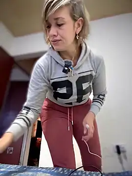 sexymarilyncolombia online show from February 12, 2026, 12:16 pm