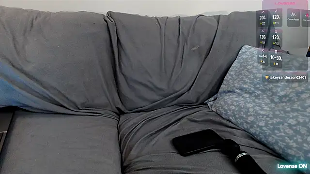 Snapshot of EmoDream1998 chatting on March 11, 2026, 8:25 pm EmoDream1998 online show from March 11, 2026, 8:25 pm