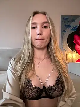 MariaTull online show from May 11, 2026, 1:45 pm