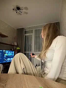 Snapshot of MariaTull chatting on March 4, 2026, 11:12 pm MariaTull online show from March 4, 2026, 11:12 pm