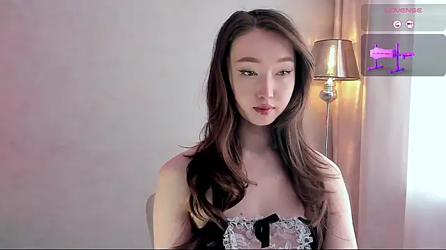 Snapshot of _luna_022 chatting on March 17, 2026, 5:21 am luna 022 online show from March 17, 2026, 5:21 am