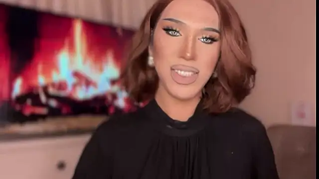 Ts glamxxxx online show from March 16, 2026, 1:02 am