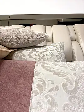 Snapshot of ALISSON_FOXXX1 chatting on January 6, 2026, 10:58 pm ALISSON FOXXX1 online show from January 6, 2026, 10:58 pm