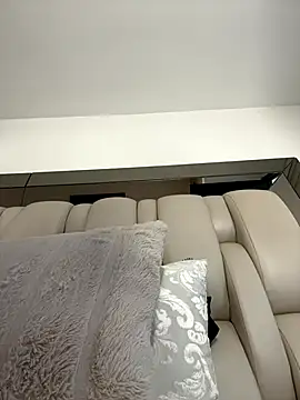 Snapshot of ALISSON_FOXXX1 chatting on December 20, 2025, 5:27 pm ALISSON FOXXX1 online show from December 20, 2025, 5:27 pm