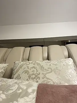 Snapshot of ALISSON_FOXXX1 chatting on February 19, 2026, 10:51 pm ALISSON FOXXX1 online show from February 19, 2026, 10:51 pm