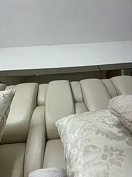 Snapshot of ALISSON_FOXXX1 chatting on March 17, 2026, 10:57 pm ALISSON FOXXX1 online show from March 17, 2026, 10:57 pm