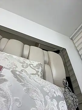 Snapshot of ALISSON_FOXXX1 chatting on February 2, 2026, 10:53 pm ALISSON FOXXX1 online show from February 2, 2026, 10:53 pm