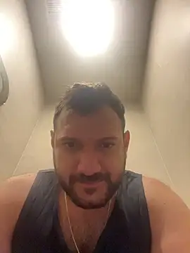 Snapshot of JonJ0 chatting on January 11, 2026, 10:55 am JonJ0 online show from January 11, 2026, 10:55 am