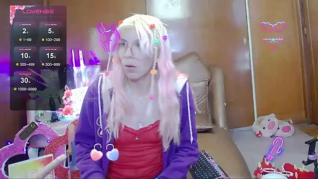 Snapshot of Skinygirl chatting on November 12, 2025, 12:48 am Skinygirl online show from November 12, 2025, 12:48 am