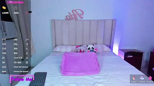 sheirysex  online show from February 4, 2026, 2:50 am