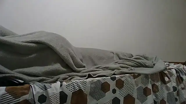 Juninho10c online show from December 18, 2025, 4:06 am