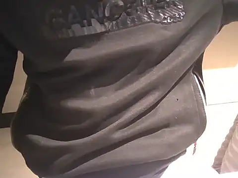 Juninho10c online show from November 23, 2025, 11:59 pm