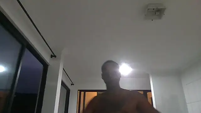 Juninho10c online show from December 3, 2025, 10:20 pm