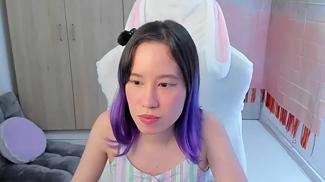 Snapshot of Anto_herrera chatting on May 1, 2026, 9:42 pm Anto herrera online show from May 1, 2026, 9:42 pm