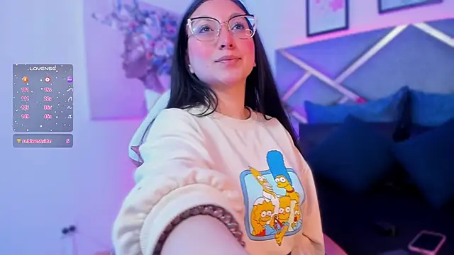 lucy neil online show from October 11, 2025, 2:34 am