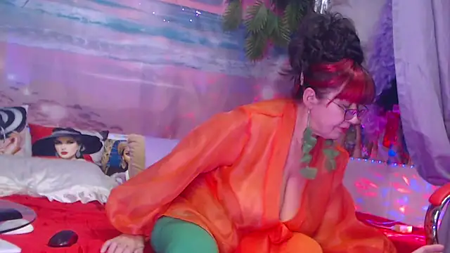 Snapshot of NightOrhideya chatting on October 19, 2025, 2:53 pm NightOrhideya online show from October 19, 2025, 2:53 pm