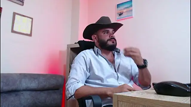 cowboyht online show from May 5, 2026, 8:39 am