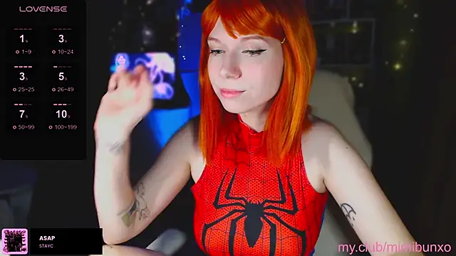 freya sunny online show from November 26, 2025, 5:07 am