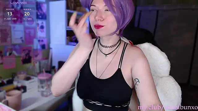 freya sunny online show from May 19, 2026, 5:14 am
