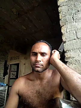 Snapshot of Maneeshpoppy chatting on May 6, 2026, 12:20 pm Maneeshpoppy online show from May 6, 2026, 12:20 pm