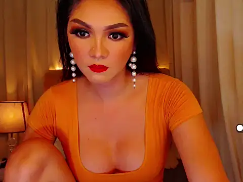 Snapshot of mistressseductionleah chatting on April 19, 2026, 8:44 pm mistressseductionleah online show from April 19, 2026, 8:44 pm