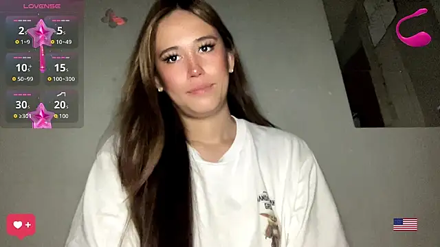 Snapshot of MeganTheRarest chatting on July 9, 2026, 4:13 am MeganTheRarest online show from July 9, 2026, 4:13 am