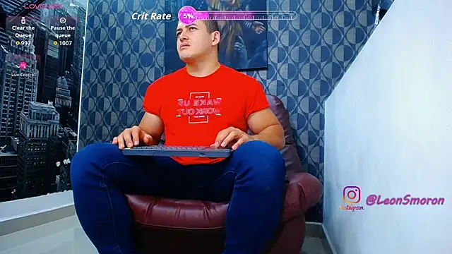 Leonsmoron online show from May 31, 2026, 2:06 am