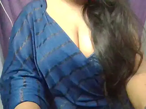 Roopshikha39 online show from March 21, 2025, 10:39 pm