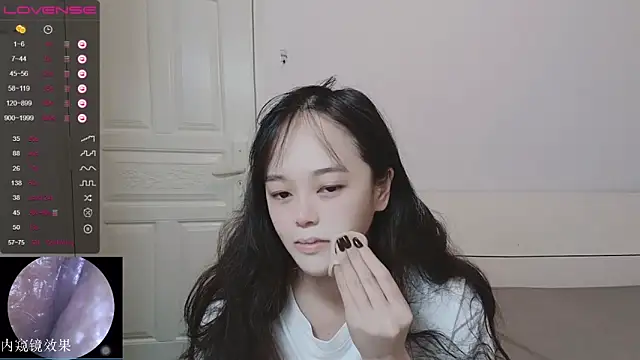 Snapshot of QiuPeiPeimmm chatting on October 24, 2025, 11:15 pm QiuPeiPeimmm online show from October 24, 2025, 11:15 pm