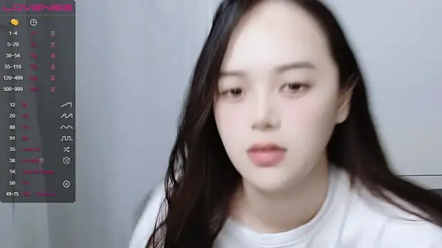 Snapshot of QiuPeiPeimmm chatting on March 13, 2025, 6:01 pm QiuPeiPeimmm online show from March 13, 2025, 6:01 pm