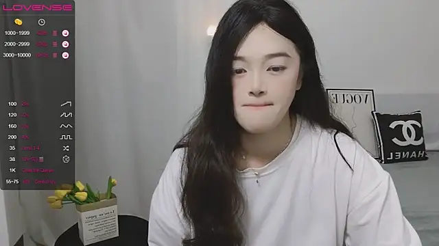 Snapshot of QiuPeiPeimmm chatting on February 25, 2025, 1:43 pm QiuPeiPeimmm online show from February 25, 2025, 1:43 pm