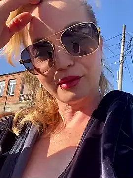 Snapshot of Lady__Maria chatting on October 2, 2025, 12:41 pm Lady Maria online show from October 2, 2025, 12:41 pm