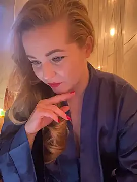 Snapshot of Lady__Maria chatting on February 17, 2025, 3:44 pm Lady Maria online show from February 17, 2025, 3:44 pm