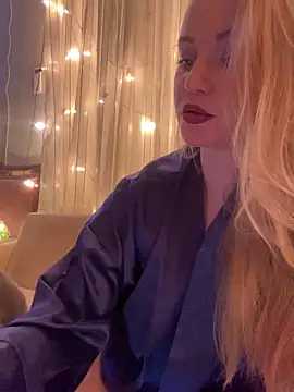 Snapshot of Lady__Maria chatting on February 4, 2025, 4:29 pm Lady Maria online show from February 4, 2025, 4:29 pm