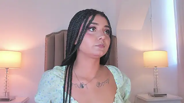 Snapshot of Emma_Torres__ chatting on June 27, 2026, 12:22 pm Emma Torres online show from June 27, 2026, 12:22 pm