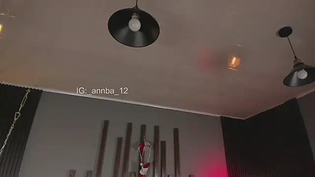 annie barozzi online show from November 27, 2025, 1:33 pm