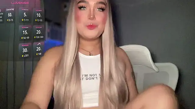 MissCataleyaxxx online show from April 24, 2026, 10:34 pm