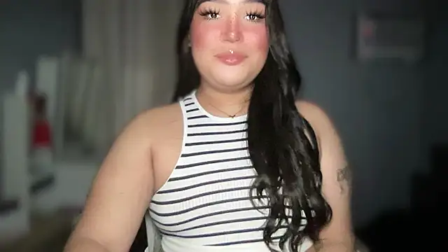 Snapshot of MissCataleyaxxx chatting on November 26, 2025, 12:54 am MissCataleyaxxx online show from November 26, 2025, 12:54 am