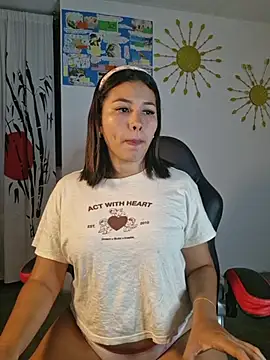 Snapshot of caylinhot7 chatting on October 20, 2025, 4:47 am caylinhot7 online show from October 20, 2025, 4:47 am