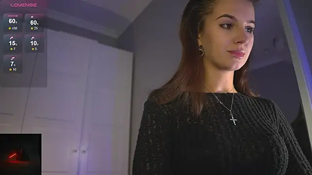 Snapshot of -JuicyMolly- chatting on November 27, 2025, 6:30 pm -JuicyMolly- online show from November 27, 2025, 6:30 pm