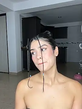 Snapshot of thebestass19 chatting on December 1, 2024, 10:59 pm thebestass19 online show from December 1, 2024, 10:59 pm