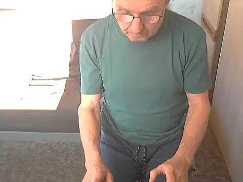 kiam471 online show from January 18, 2026, 12:41 pm