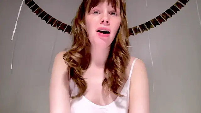 Snapshot of Nikki_Mimimi chatting on December 4, 2025, 10:03 am Nikki Mimimi online show from December 4, 2025, 10:03 am