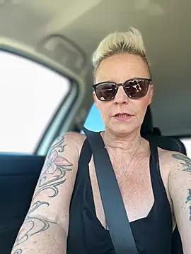 Snapshot of German_Milf chatting on July 12, 2026, 10:05 am German Milf online show from July 12, 2026, 10:05 am